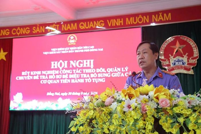  Đồng chí Mai Thời Vũ,  Phó Trưởng phòng 1 điều hành tại Hội nghị.