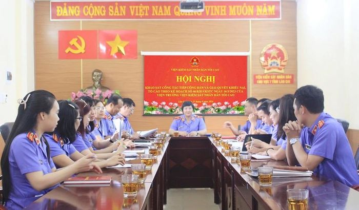  Đoàn công tác làm việc với VKSND Khu vực 7 - Lào Cai.