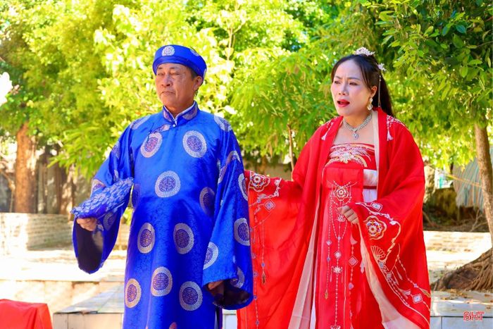 Những buổi luyện tập, biểu diễn giúp các thành viên duy trì sinh hoạt và tiếp nối nghệ thuật trò Kiều ở địa phương.