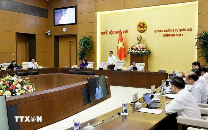 Chủ tịch Quốc hội Trần Thanh Mẫn phát biểu khai mạc Phiên họp thứ 7 của Ủy ban Thường vụ Quốc hội. (Ảnh: Doãn Tấn/TTXVN)