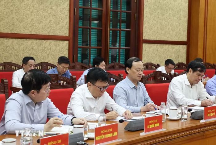 Các đại biểu tham dự cuộc làm việc. (Ảnh: Thống Nhất/TTXVN)