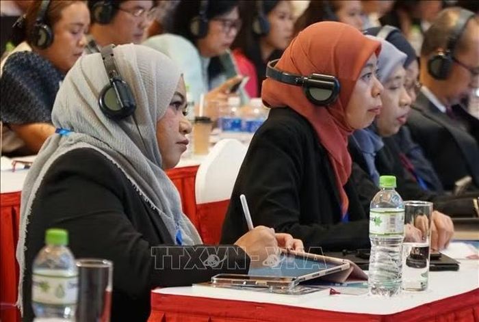 Các đại biểu quốc tế tham dự Hội nghị.