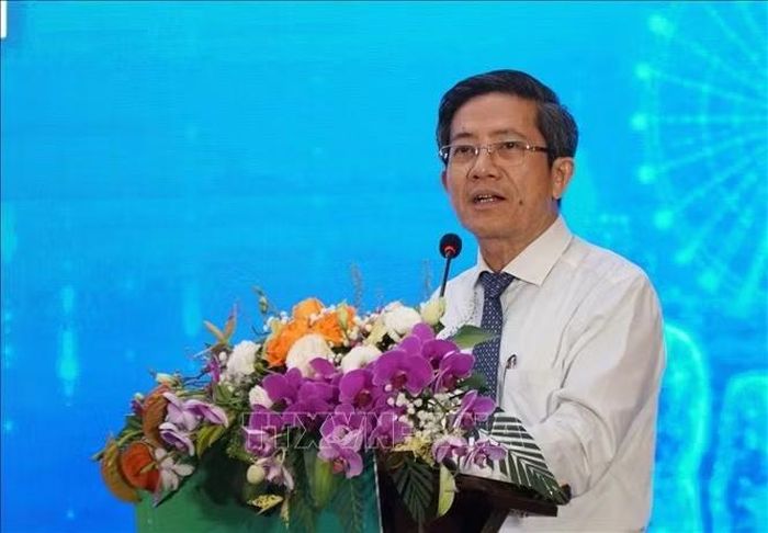 Phó Chủ tịch UBND thành phố Đà Nẵng Trần Nam Hưng phát biểu tại Hội nghị.