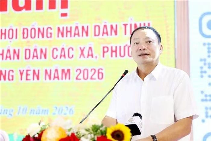 Chủ tịch HĐND tỉnh Hưng Yên Trần Quốc Văn phát biểu tại Hội nghị. Ảnh: Thế Duyệt/TTXVN