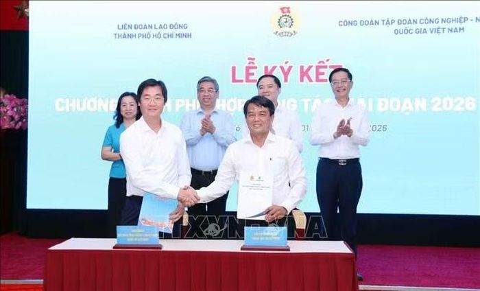 Lễ ký Chương trình phối hợp hoạt động giữa Liên đoàn Lao động Thành phố Hồ Chí Minh và Công đoàn Tập đoàn Công nghiệp - Năng lượng Quốc gia Việt Nam giai đoạn 2026 – 2030.