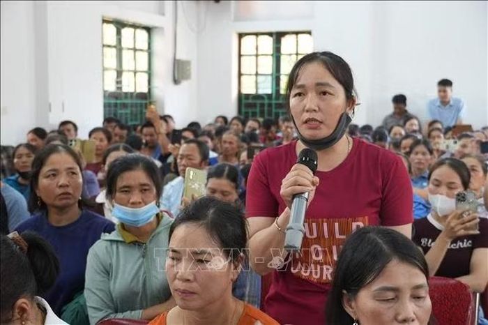 Nhiều phụ huynh thôn Tiến Sơn đề nghị chính quyền xem xét kỹ điều kiện thực tế trước khi đưa học sinh về điểm trường trung tâm.