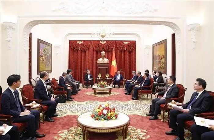 Tổng Bí thư, Chủ tịch nước Tô Lâm tiếp ông Maeda Tadashi, Chủ tịch Hội đồng quản trị Ngân hàng Hợp tác Quốc tế Nhật Bản (JBIC). Ảnh: Thống Nhất/TTXVN.