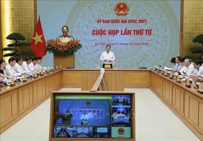 Phó Thủ tướng Thường trực Phạm Gia Túc, Chủ tịch Ủy ban Quốc gia APEC 2027 chủ trì cuộc họp. Ảnh: Lâm Khánh/TTXVN