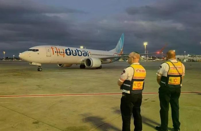 Chuyến bay cứu hộ của hãng FlyDubai chở hành khách trên chuyến bay FZ1073 hạ cánh tại Israel ngày 30/9/2026. Ảnh: Tổ chức cứu hộ MDA