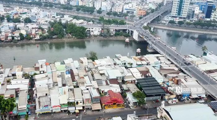 Cụ thể, đoạn cầu Rạch Ông - cầu Mật dài 1,2 km, ảnh hưởng 860 trường hợp. Đoạn cầu Mật - cầu Hiệp Ân dài 2,1 km, ảnh hưởng 2.042 trường hợp. Đoạn cầu Hiệp Ân - cầu Bà Tàng dài 2,6 km, có 1.278 trường hợp bị ảnh hưởng. Đoạn cuối từ cầu Bà Tàng đến hết bờ Nam kênh Đôi dài 2,9 km, ảnh hưởng 1.627 trường hợp.