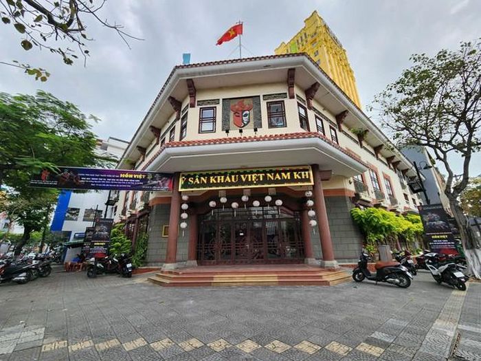 Theo kết luận thanh tra, Nhà hát tuồng Nguyễn Hiển Dĩnh có phần diện tích bị lấn chiếm, cần khẩn trương thu hồi (Ảnh: Thành ủy Đà Nẵng).