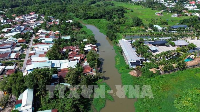 Dự án xây dựng kè rạch Tây Ninh và đường giao thông phía bến Trường Đổi lên cầu Bến Dầu đang được chuẩn bị các điều kiện để triển khai. Ảnh: Giang Phương - TTXVN