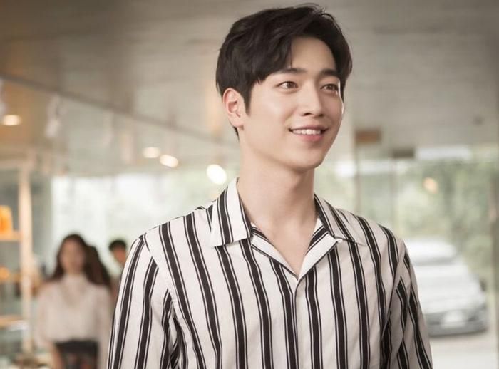 Seo Kang Joon đảm nhận hai nhân vật Nam Shin và Nam Shin III trong Are You Human Too?. Ảnh: NSX