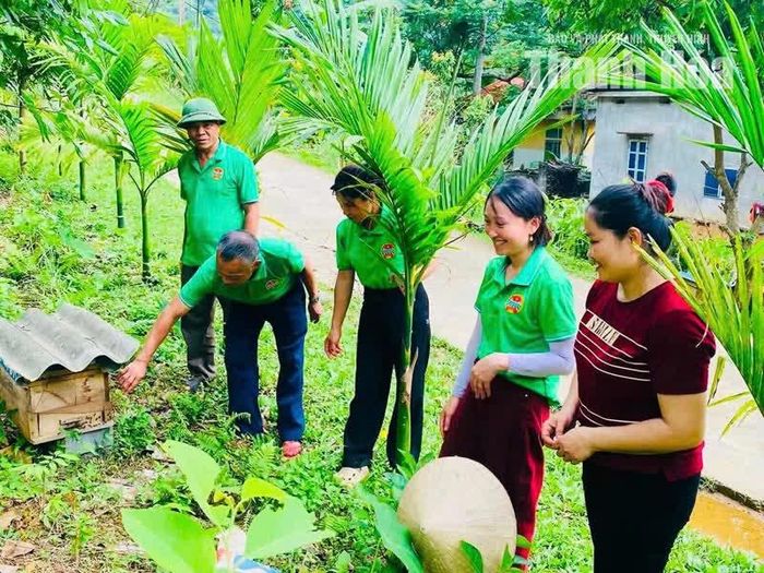 Mô hình phát triển kinh tế của gia đình nữ trưởng thôn Bùi Thị Yến.