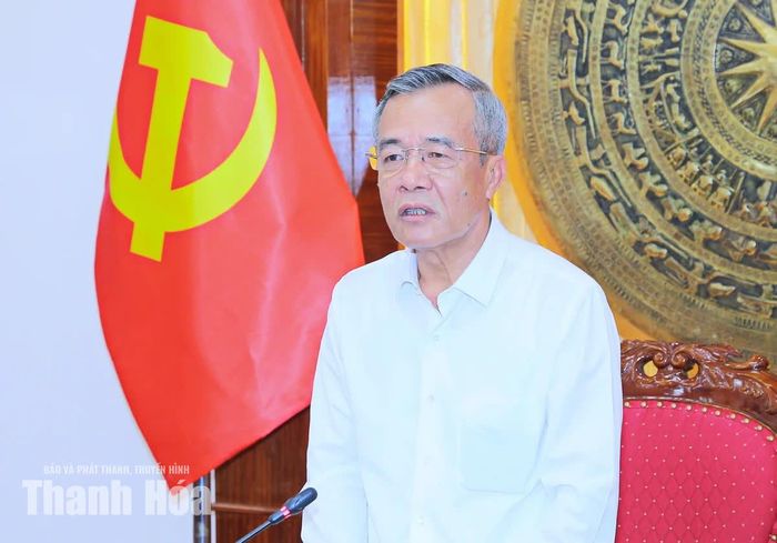 Bí thư Tỉnh ủy Lê Đức Thái phát biểu kết luận hội nghị.