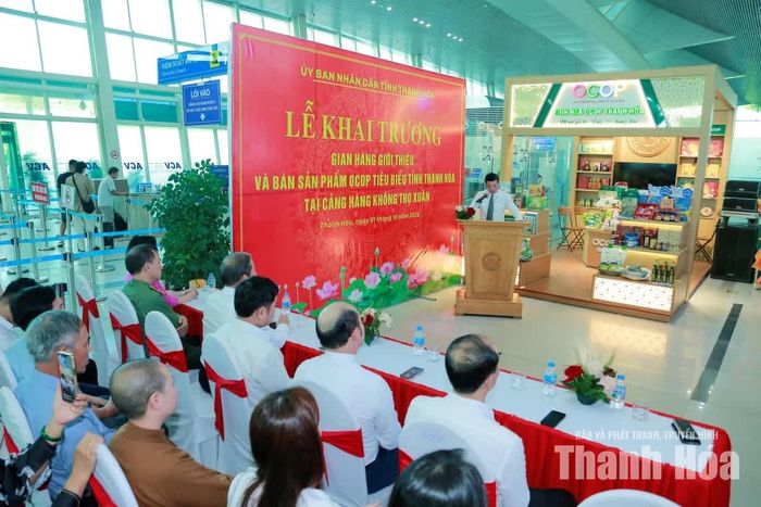 Đại diện Sở Nông nghiệp và Môi trường phát biểu khai mạc buổi lễ.