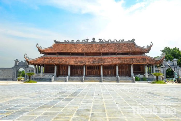 Đền thờ các thủ lĩnh và nghĩa quân Ba Đình là điểm nhấn của khu di tích.