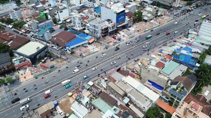 Tổng mức đầu tư dự án, bao gồm lãi vay, là 6.276,2 tỷ đồng, trong đó vốn chủ sở hữu của nhà đầu tư khoảng 941 tỷ đồng, còn lại vốn vay và các nguồn vốn hợp pháp khác khoảng 5.335 tỷ đồng. Dự án này dự kiến được TP HCM hoàn thành vào năm 2028.