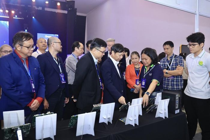 iTech Expo 2026 đã giới thiệu hơn 1.000 sản phẩm, thiết bị và giải pháp công nghệ sẵn sàng thương mại hóa - Ảnh: Minh Hà.