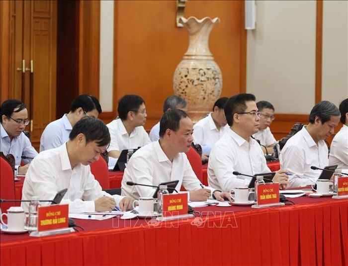 Các đại biểu tham dự cuộc làm việc. Ảnh: TTXVN