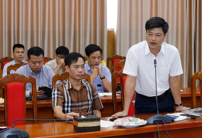  Đại diện Công ty Điện lực Bắc Ninh giải đáp về điều kiện bán điện mặt trời mái nhà. 