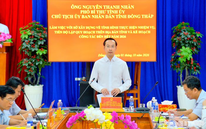 Đồng chí Nguyễn Thanh Nhàn, Phó Bí thư Tỉnh ủy, Chủ tịch UBND tỉnh Đồng Tháp phát biểu tại buổi làm việc.