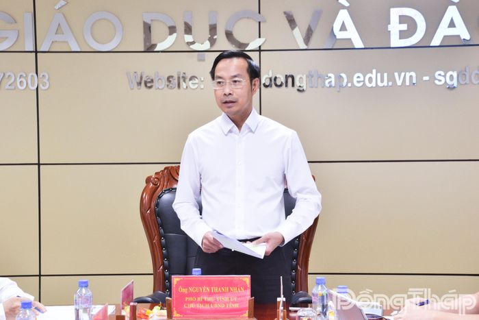 Chủ tịch UBND tỉnh Đồng Tháp Nguyễn Thanh Nhàn, phát biểu chỉ đạo tại buổi làm việc.