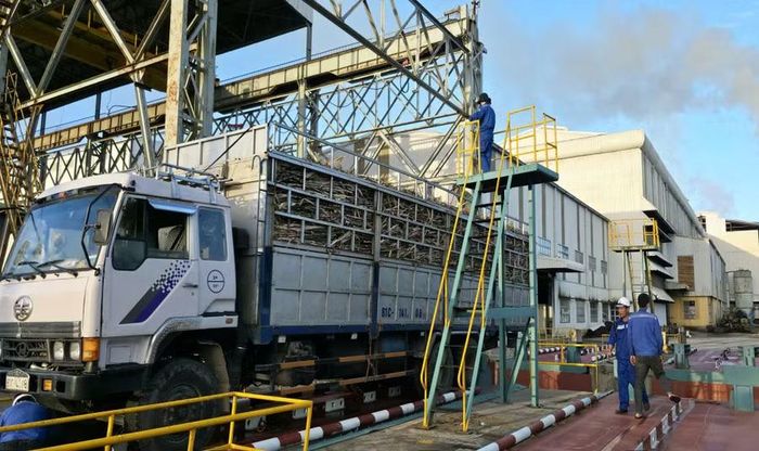  Nhà máy Đường An Khê đang triển khai dự án mở rộng công suất ép từ 18.000 lên 25.000 tấn mía/ngày. Ảnh: Vũ Đình Thung 