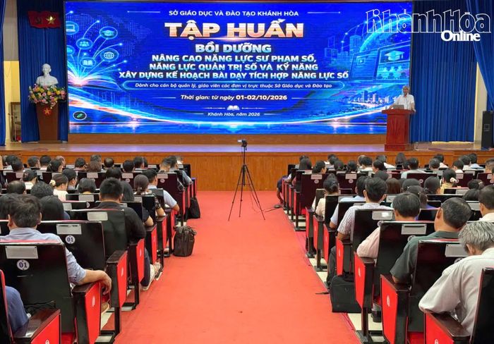 Quang cảnh lớp bồi dưỡng.