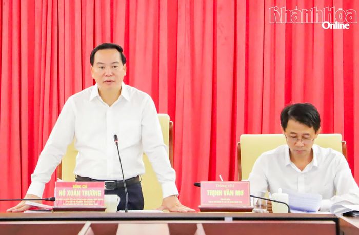 Đồng chí Hồ Xuân Trường phát biểu kết luận hội nghị.