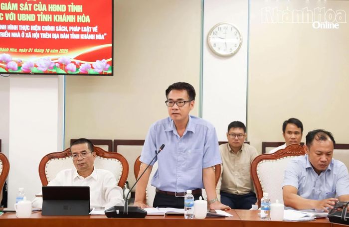 Lãnh đạo Sở Tài chính phát biểu tại buổi làm việc.