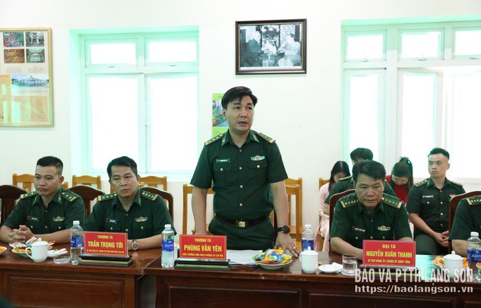 Lãnh đạo Đồn Biên phòng Cửa khẩu Chi Ma phát biểu tại chương trình