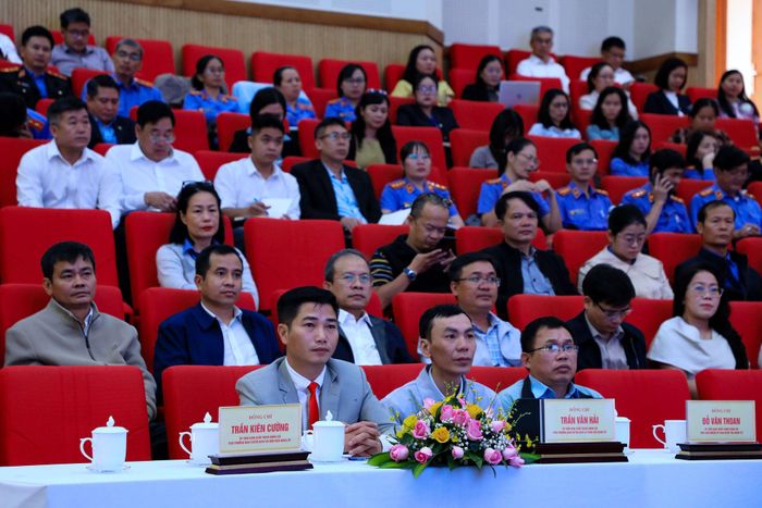 Hơn 200 cán bộ, đảng viên các cơ quan trực thuộc Đảng ủy các cơ quan Đảng tỉnh Lâm Đồng tham dự lớp tập huấn nghiệp vụ xây dựng Đảng