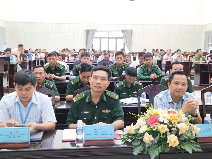 Các đại biểu tham gia thảo luận tại hội nghị
