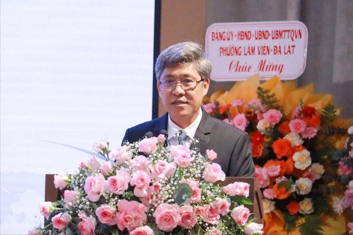 Đồng chí Nguyễn Minh, Tỉnh ủy viên, Phó Chủ tịch UBND tỉnh Lâm Đồng phát biểu tại buổi lễ