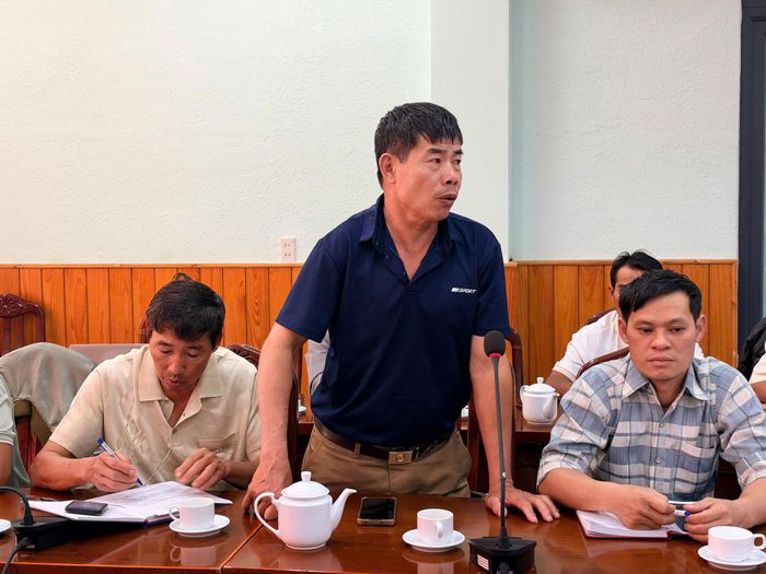 Đại diện các thôn nêu ý kiến tại phần thảo luận