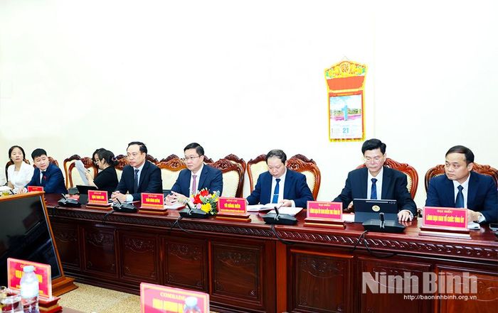 Các đại biểu dự hội nghị.