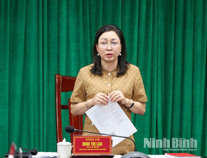 Đồng chí Đinh Thị Lụa, Phó Bí thư Tỉnh ủy, Chủ tịch Ủy ban MTTQ Việt Nam tỉnh phát biểu kết luận Hội nghị.