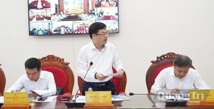 Đại diện lãnh đạo Sở Công thương báo cáo tại buổi làm việc - Ảnh: Q.V