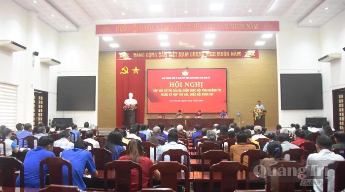Quang cảnh hội nghị tiếp xúc cử tri tại phường Nam Đông Hà - Ảnh: Đ.V