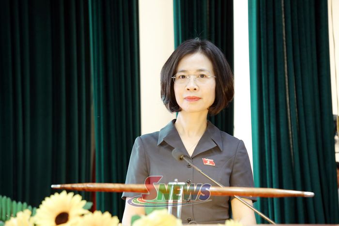 Đồng chí Hoàng Ngân Hoàn thông báo dự kiến nội dung, chương trình Kỳ họp thứ hai, Quốc hội khóa XVI.