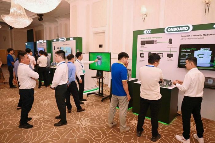 Các doanh nghiệp giới thiệu nhiều giải pháp công nghệ và mô hình sử dụng năng lượng hiệu quả.