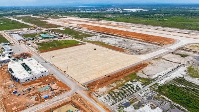 Toàn cảnh Dự án Cảng Hàng không Quảng Trị đang được xây dựng.