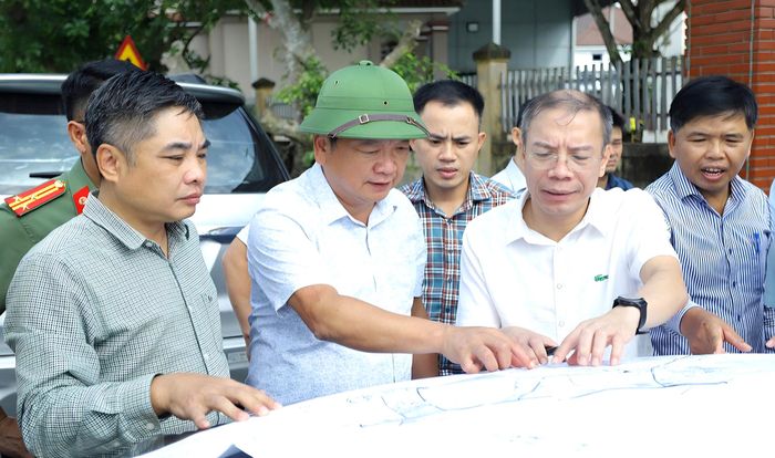 Dự án bồi thường, hỗ trợ, tái định cư, di dời công trình hạ tầng kỹ thuật thuộc dự án đường sắt tốc độ cao trên trục Bắc - Nam đoạn qua Hà Tĩnh dự kiến được phân chia thành các dự án thành phần độc lập để tổ chức triển khai theo quy định.