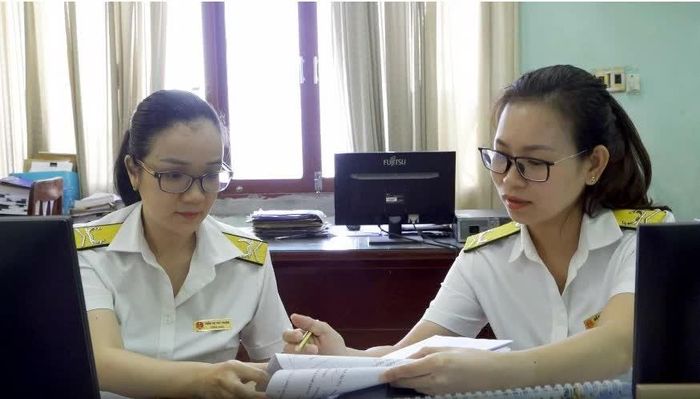 Ngành Thuế quyết tâm thi đua thực hiện thắng lợi mục tiêu tăng trưởng bền vững “2 con số” giai đoạn 2026 - 2030. Ảnh: TN