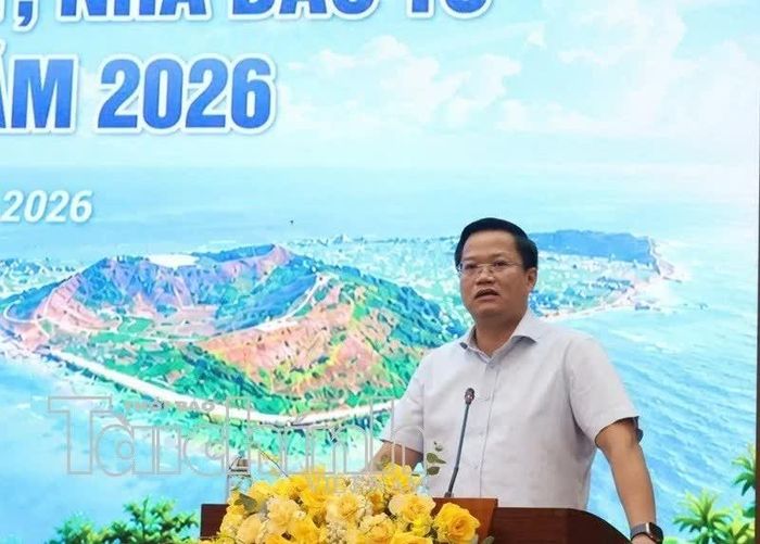 Chủ tịch UBND tỉnh Quảng Ngãi Nguyễn Đức Tâm chỉ đạo tại buổi làm việc.