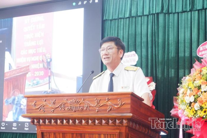 Trước đông đảo người nộp thuế trong tỉnh, Trưởng Thuế tỉnh Gia Lai thông tin, ngành thuế sẽ triển khai hoàn thuế GTGT tự động cho doanh nghiệp trong tháng 10/2026.