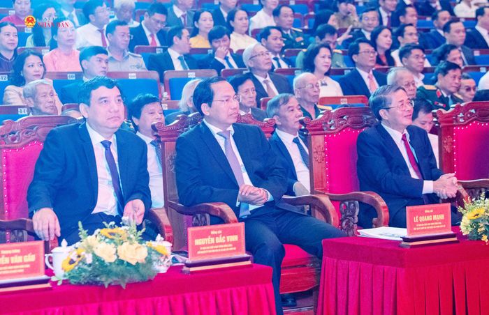 Các đại biểu dự Lễ kỷ niệm. Ảnh: Lâm Hiển
