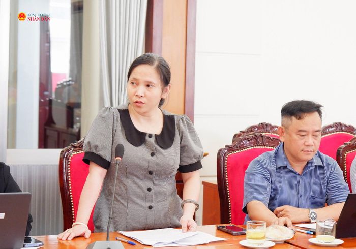 Đại diện Sở Tư pháp Lê Thị Hồng Nhung phát biểu. Ảnh: Hoa Lê