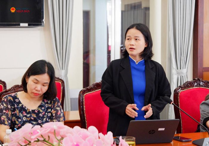 Đại diện doanh nghiệp Vietravel Trần Thị Thúy An phát biểu. Ảnh: Hoa Lê